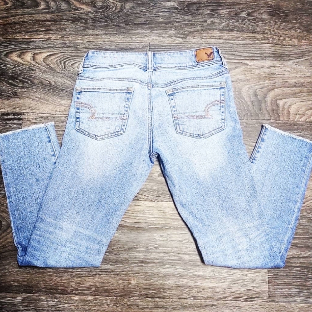 Woman's AE jeans